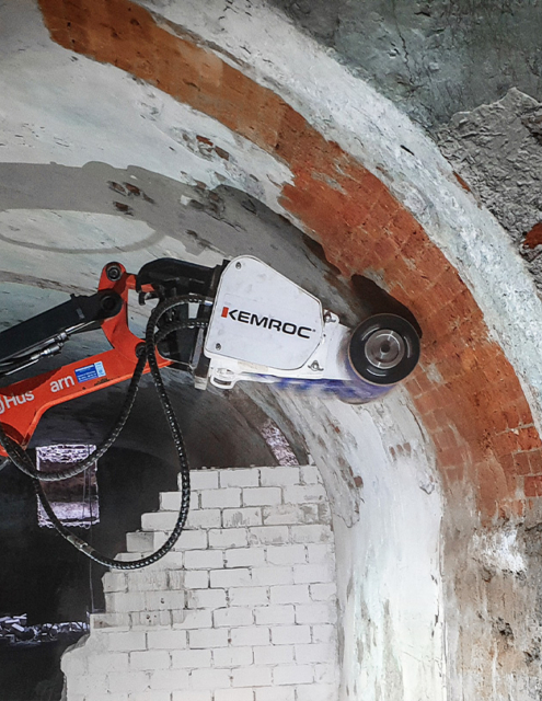 EK 20 Compact Excavator Chain Cutter