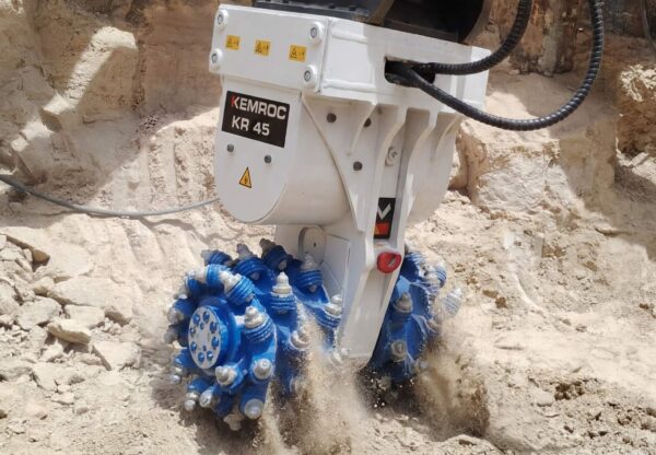 How a KEMROC KR 45 Rotary Drum Cutter Accelerated Shaft Excavation for Manhole Construction in Dubai