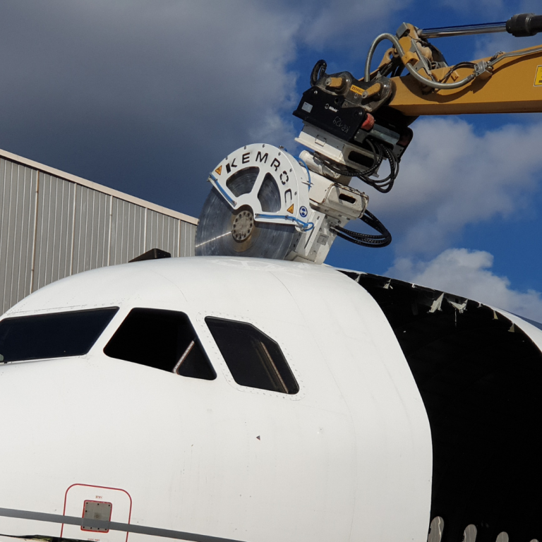 KEMROC KDS Diamond Saw Recycling aircraft